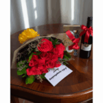 toma la imagen adjunta como base y genera 8m7mv 1